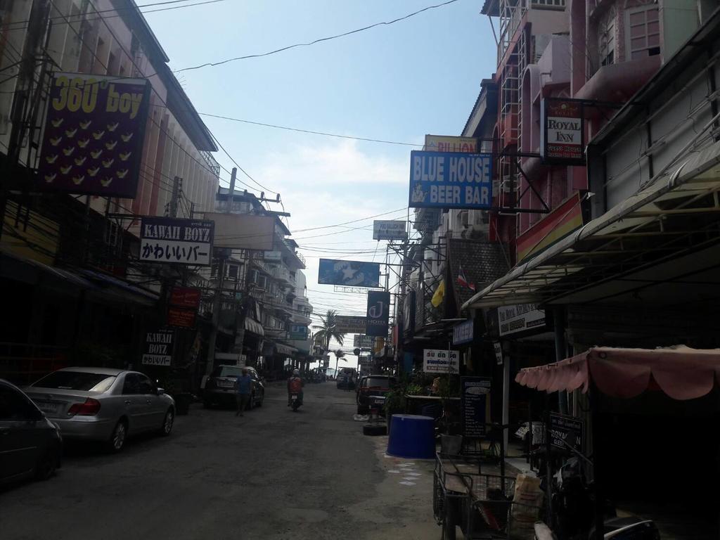 Royal Inn Kitchen And Bar Pattaya Zewnętrze zdjęcie
